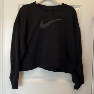 Nike Sportswear Women's Crewneck Crop Top Sweatshirt